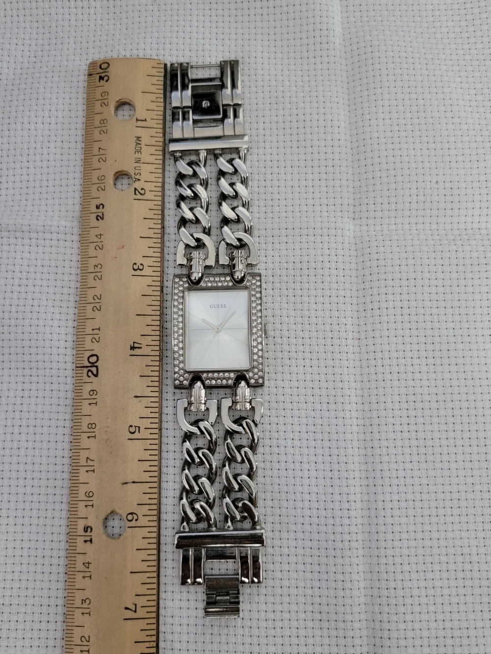 GUESS Silver Chain-Link Crystal Accent Women's Watch Bracelet